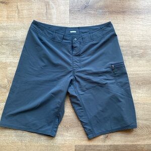Men’s Lululemon board shorts. Size L